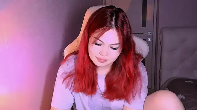 CrazyNextDoorGirl online show from March 22, 2026, 4:54 pm