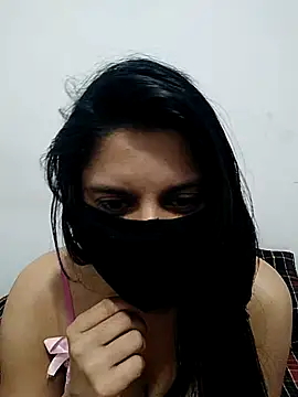 Sonakshi kumari online show from March 4, 2026, 9:43 pm