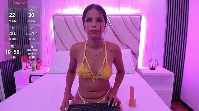 dulce coquette  online show from March 3, 2026, 11:16 am