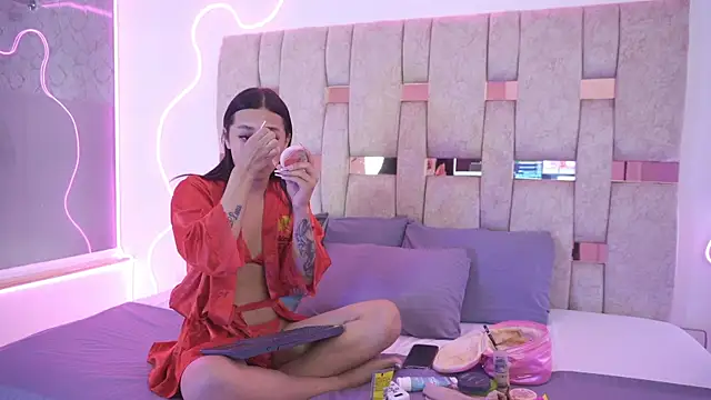 liasuaza online show from March 29, 2026, 12:38 pm