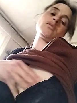 Stellary3752 online show from April 15, 2026, 10:44 am