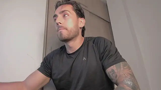 Axel  Blaze online show from March 12, 2026, 12:22 pm