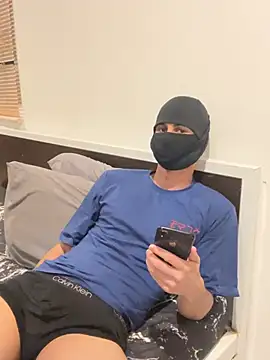 Snapshot of maSkoff10k chatting on March 2, 2026, 3:19 pm maSkoff10k online show from March 2, 2026, 3:19 pm