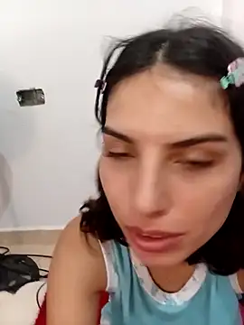 Snapshot of cutninasky chatting on March 4, 2026, 6:14 pm cutninasky online show from March 4, 2026, 6:14 pm