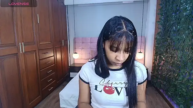 Snapshot of ShayMilleer chatting on April 15, 2026, 11:50 am ShayMilleer online show from April 15, 2026, 11:50 am