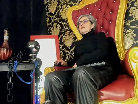 Hades Lyra online show from March 9, 2026, 3:16 pm