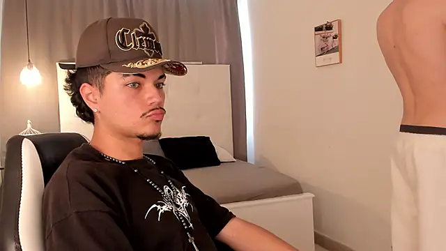 Snapshot of Jason_23__ chatting on April 22, 2026, 7:15 pm Jason 23 online show from April 22, 2026, 7:15 pm