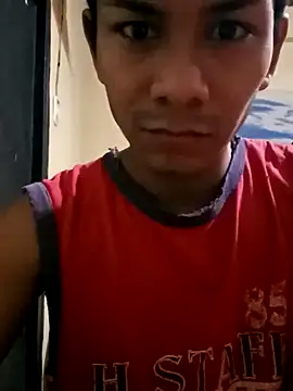 darwinmodell online show from March 7, 2025, 8:22 pm