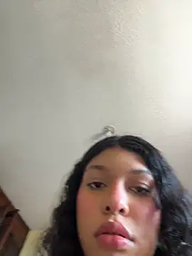 Sophiemoo  online show from June 20, 2026, 2:53 pm