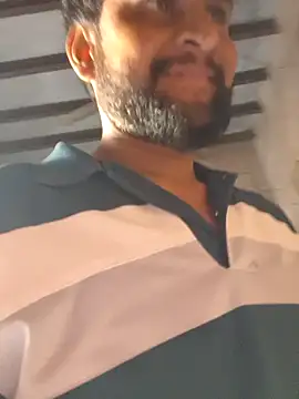 Snapshot of love493355 chatting on February 25, 2026, 10:25 am love493355 online show from February 25, 2026, 10:25 am