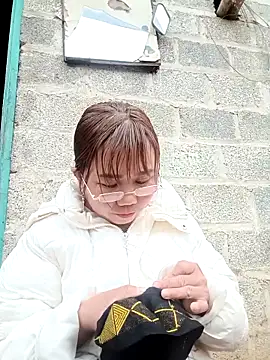 Snapshot of lyly_sexx chatting on March 4, 2026, 9:04 am lyly sexx online show from March 4, 2026, 9:04 am