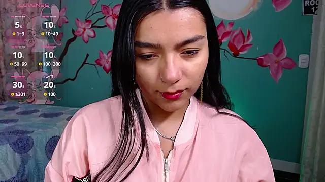 Snapshot of NoelleVireaux chatting on March 25, 2026, 11:38 am NoelleVireaux online show from March 25, 2026, 11:38 am