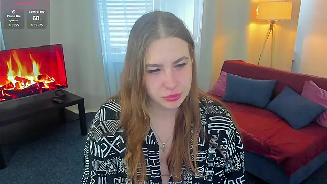 EmilyBlazee online show from March 5, 2026, 2:35 pm