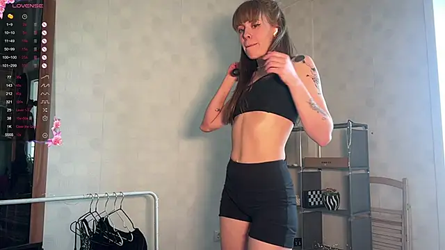 RosaMoore online show from March 9, 2026, 5:44 am