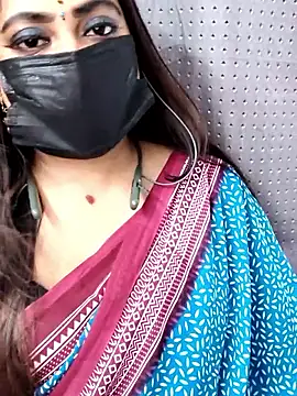 Cutie Nila online show from April 11, 2026, 7:45 am