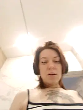 Snapshot of QuietButHungry chatting on March 2, 2026, 5:08 am QuietButHungry online show from March 2, 2026, 5:08 am