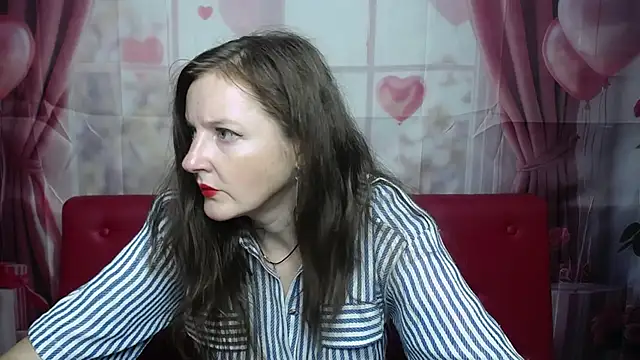MeganPirs online show from July 14, 2026, 5:01 am