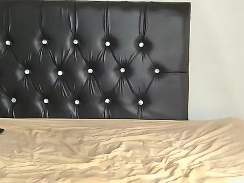 Snapshot of ClitsoCreamy chatting on March 1, 2026, 11:34 am ClitsoCreamy online show from March 1, 2026, 11:34 am