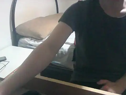baddboy19 online show from May 24, 2026, 1:43 am