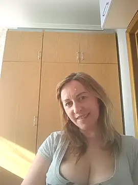 ChristinaYork online show from April 13, 2026, 2:22 pm