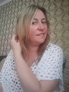 ChristinaYork online show from June 19, 2026, 9:57 am