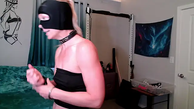 Snapshot of shadowpleasures4u chatting on June 26, 2026, 2:21 pm shadowpleasures4u online show from June 26, 2026, 2:21 pm