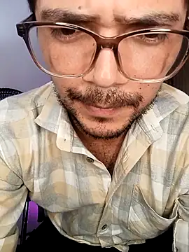 ritzabeth daniel online show from April 9, 2026, 2:33 am