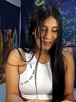 charlottte wh online show from April 12, 2026, 6:29 am