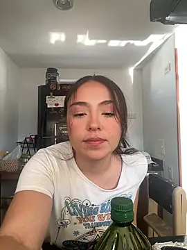 Snapshot of SofiBaez chatting on May 12, 2026, 12:35 pm SofiBaez online show from May 12, 2026, 12:35 pm