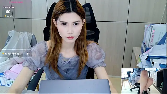 zhen-68 online show from May 11, 2026, 1:11 am