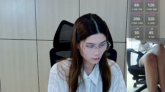 zhen-68 online show from July 10, 2026, 6:17 am