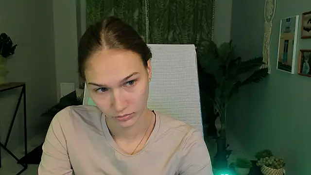 Sweet Emilya online show from March 2, 2026, 11:00 pm