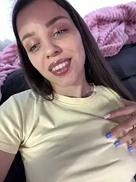 Black Enigma  online show from April 5, 2026, 1:47 am