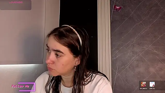 VALERIAGOMEZ online show from May 27, 2026, 12:24 pm