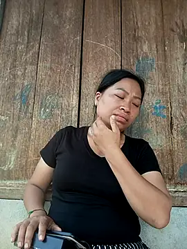 Mizu-hotshow online show from May 16, 2026, 12:51 am