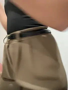 Luarin online show from February 28, 2026, 11:28 pm