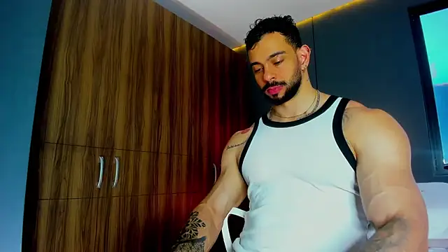 massimo visconti online show from March 30, 2026, 3:13 pm