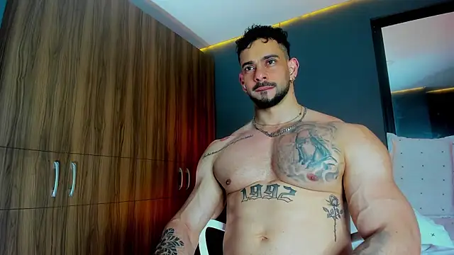 massimo visconti online show from April 1, 2026, 2:34 am