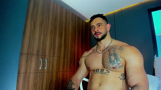 massimo visconti online show from April 12, 2026, 5:40 pm