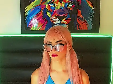 daphne wilson online show from March 3, 2026, 7:20 pm