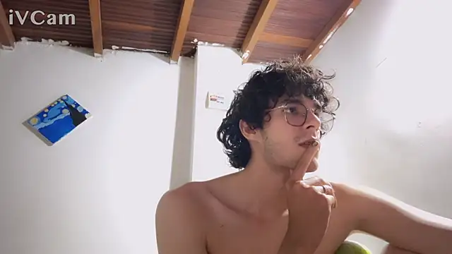 Danandrouse online show from March 18, 2026, 1:53 am