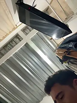 David-latinlover online show from April 14, 2026, 6:47 pm