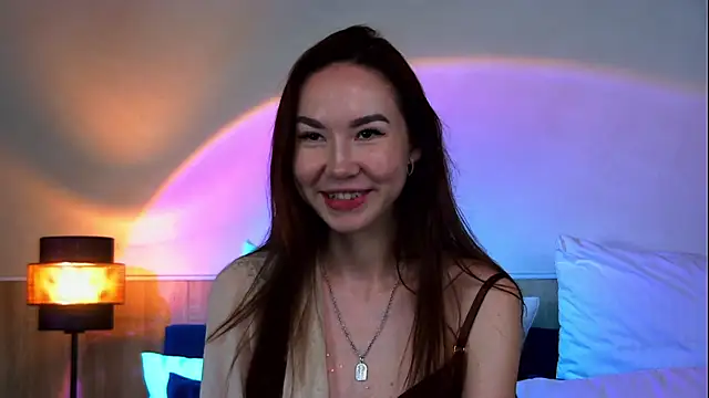 EmilyGray   online show from June 12, 2026, 7:18 am