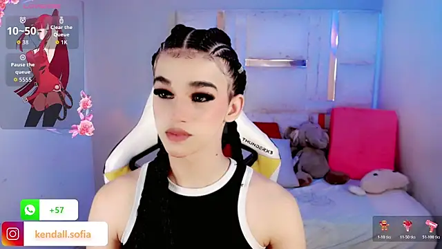 Sophiaa doll  online show from March 31, 2026, 3:19 am