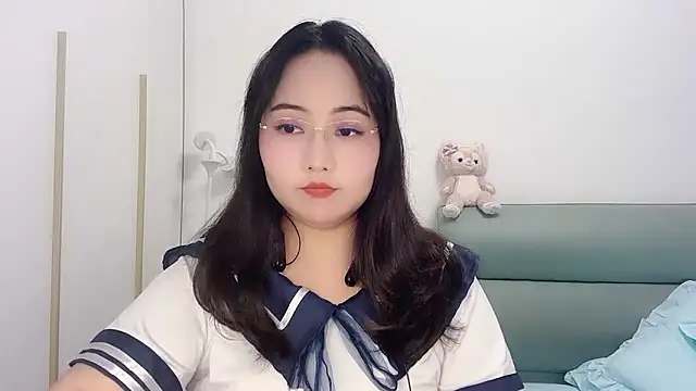 Susu-36E online show from April 18, 2026, 7:34 am