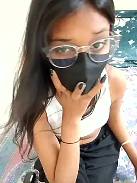 MAYA BED GIRL online show from March 30, 2026, 5:36 pm