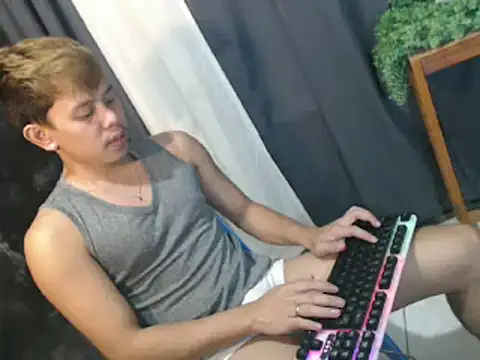 Baby Maxxx online show from March 26, 2026, 3:23 am