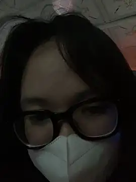 Leeeeiu online show from May 8, 2026, 5:07 pm