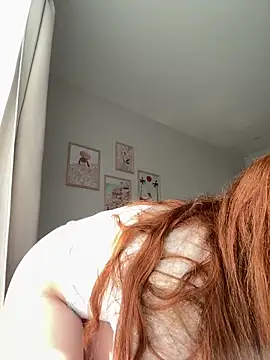 Snapshot of gingerlatte chatting on March 9, 2026, 1:37 pm gingerlatte online show from March 9, 2026, 1:37 pm