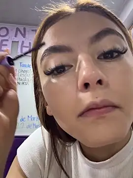   Nahomy online show from March 24, 2026, 11:37 am